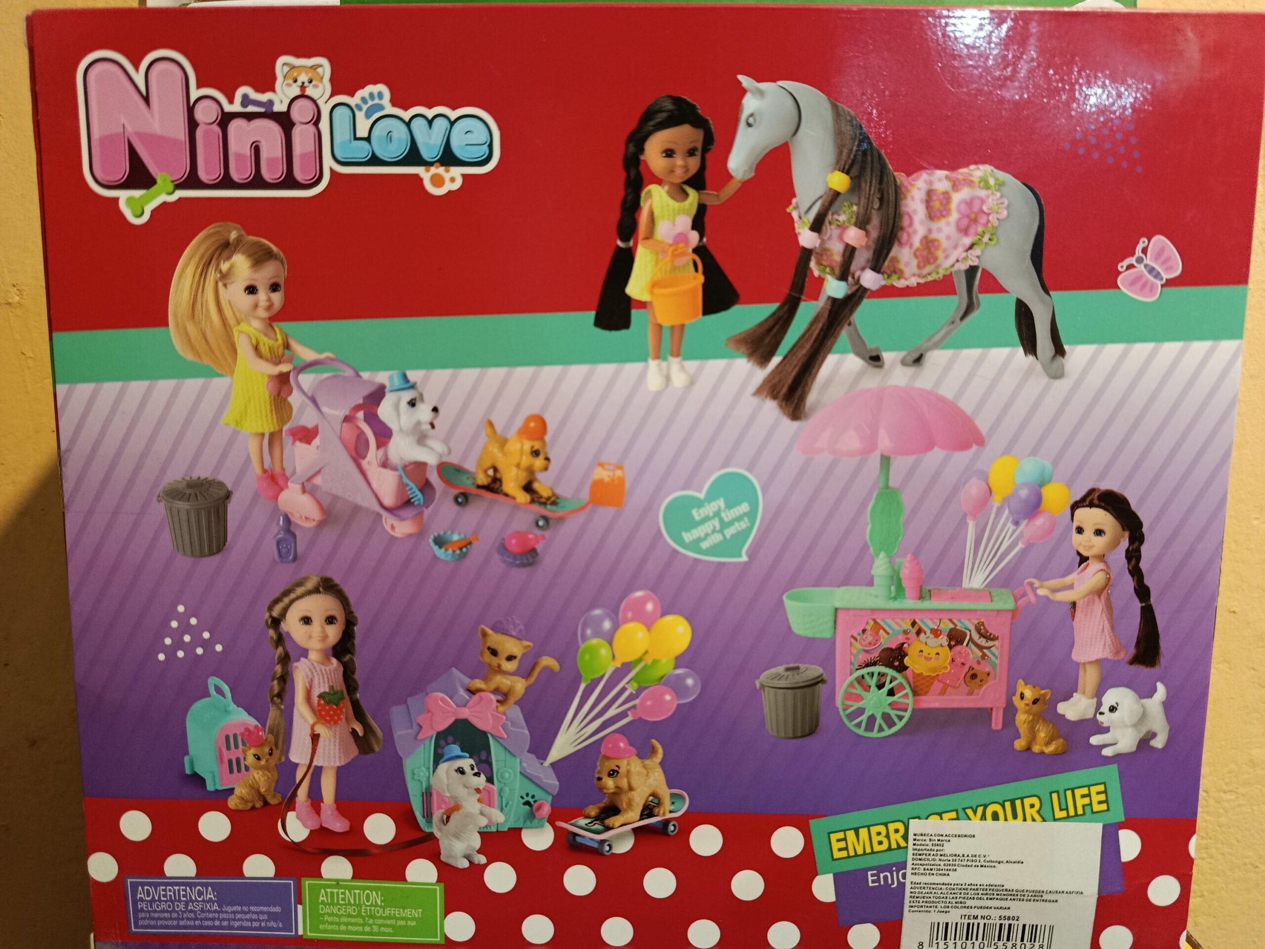 Muñeca nini love con mascotas y accesorios