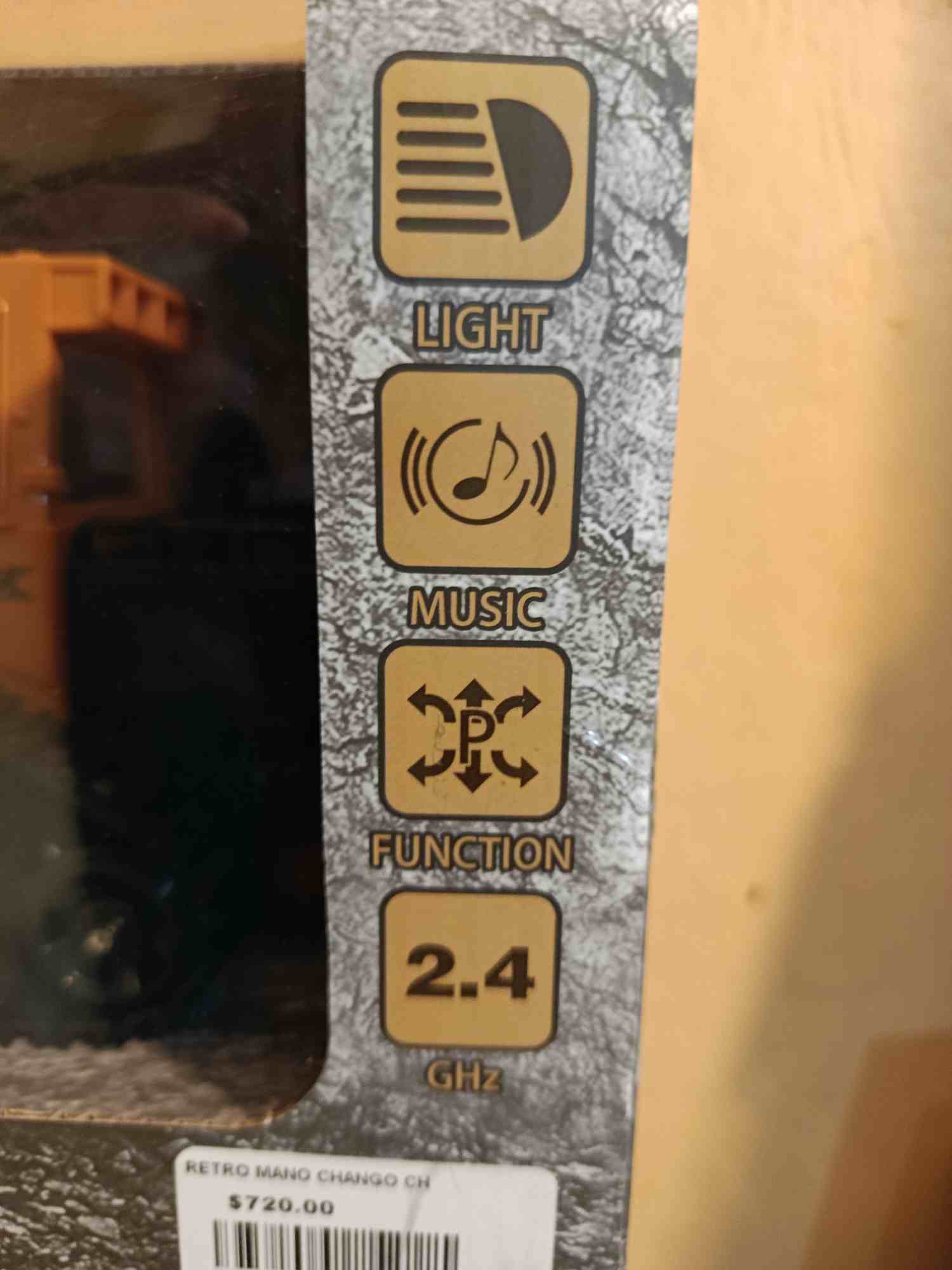 Máquina de juguete a control remoto